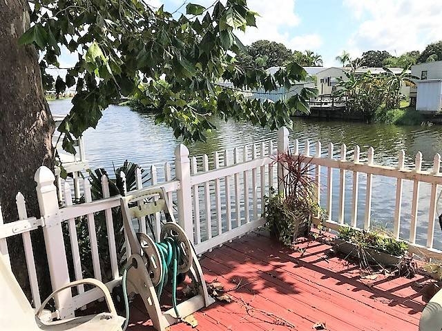 3650 Hula Circle - Very Cute Home on a Fresh Water Canal - Relax & Chill on your Deck 5