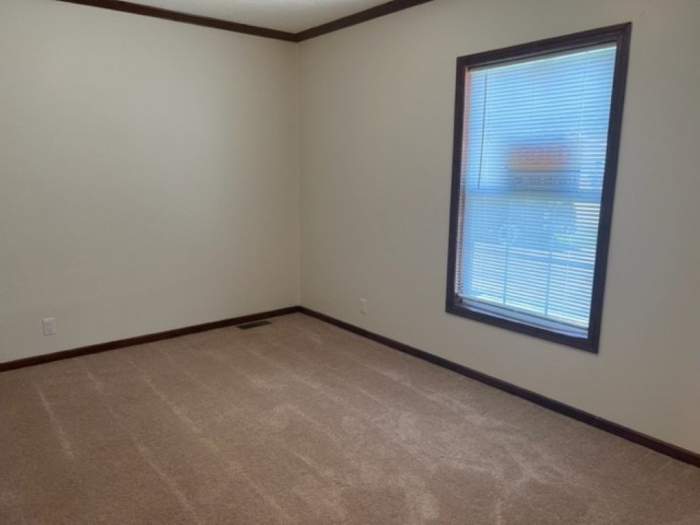 3 Beds, 2 Baths, 1216 Sqft. Apple Creek 11