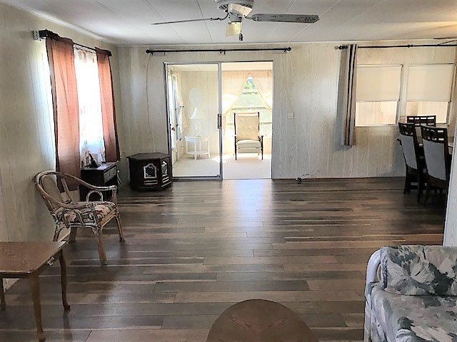 922 Sand Cay W, Venice Fl- New Floors throughout- Move in Ready- Close to Beaches 16