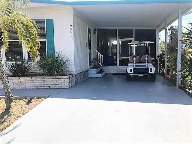 904 Rosseau W, Venice FL- Unfurnished- Updated floors and bathrooms- Close to beach 23