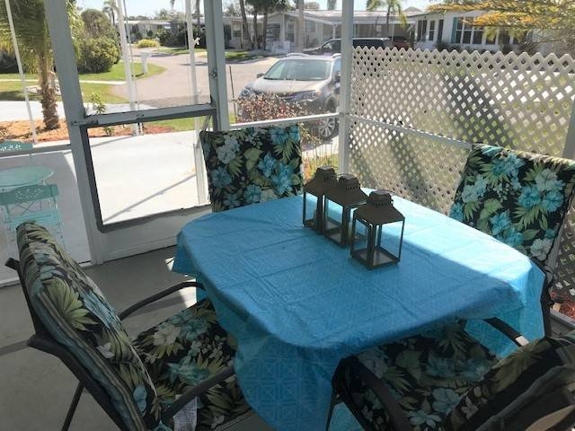 903 Roseau W, Venice Fl- New Ac- New Roof- Many Updates-3 miles from beach 4