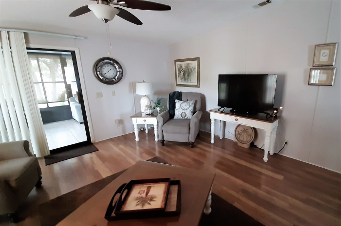 28 Ultimo Ct, Fort Myers FL- Furnished- Many Upgrades- Enclosed Lanai with A/C 10