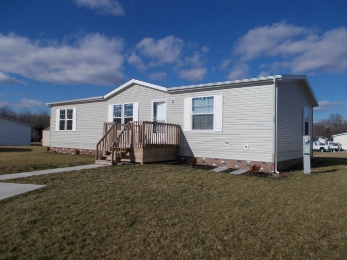 3 Beds, 2 Baths, 1456 Sqft. East Fork Crossing 8