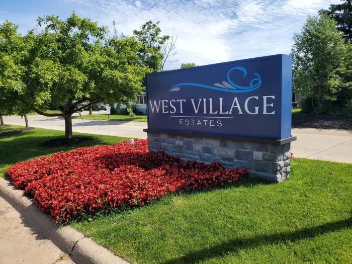 3 Beds, 2 Baths, 1456 Sqft. West Village Estates 14