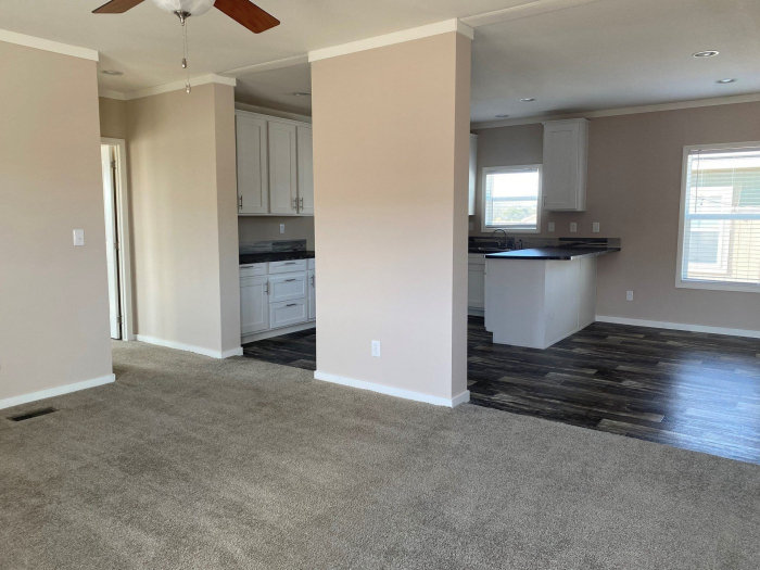 3 Beds, 2 Baths, 1456 Sqft. Oak Crest 3