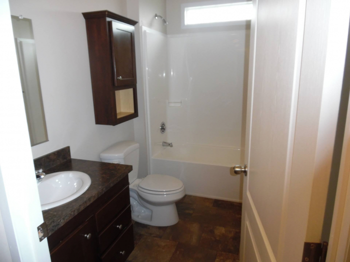 Open Floor Plan! 6