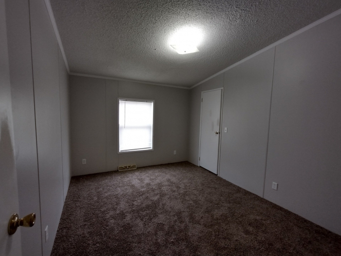 Fantastic 3 Bedroom Won't Last Long @ $929/month! 7