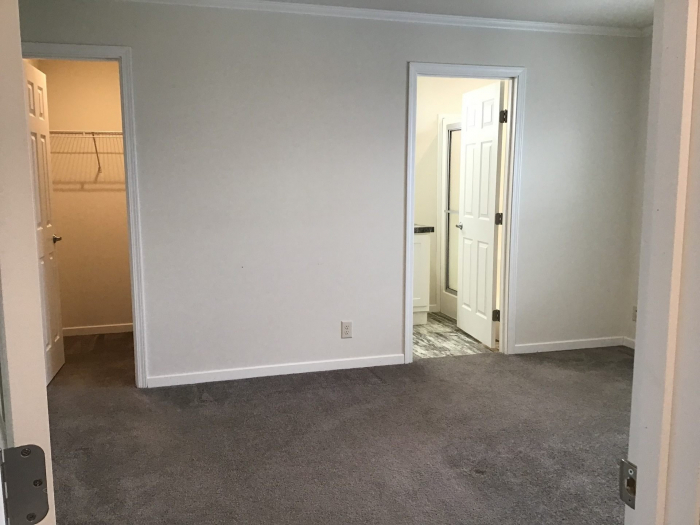 FREE rent to June 1!!!! Brand new! Move in 3/27! 10