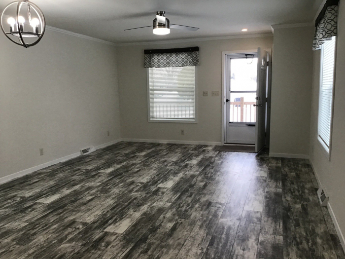 FREE rent to June 1!!!! Brand new! Move in 3/27! 15