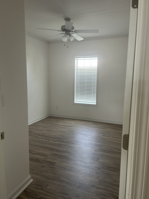 3 Beds, 2 Baths, 1456 Sqft. Pelican Bay 12