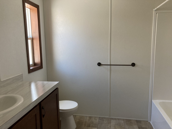 3 Beds, 2 Baths, 1056 Sqft. Thunderhill Estates 13