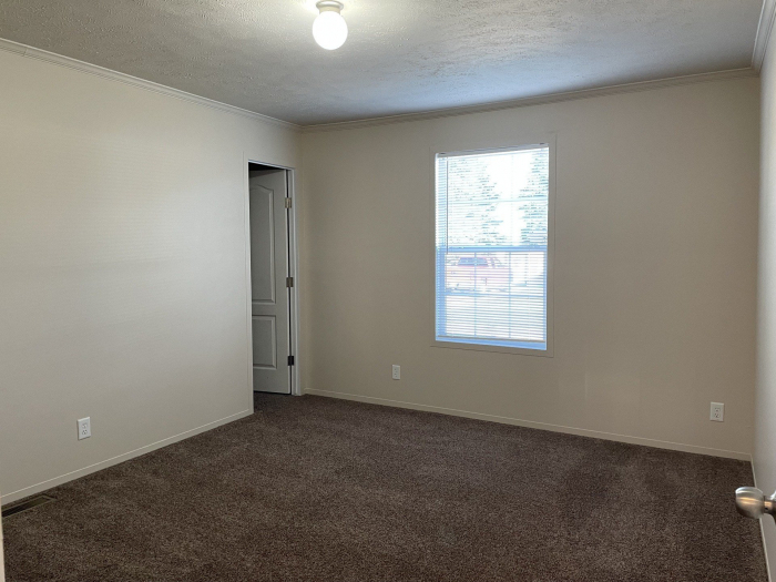 $499 Moves you in! Free rent until May 1st! 8