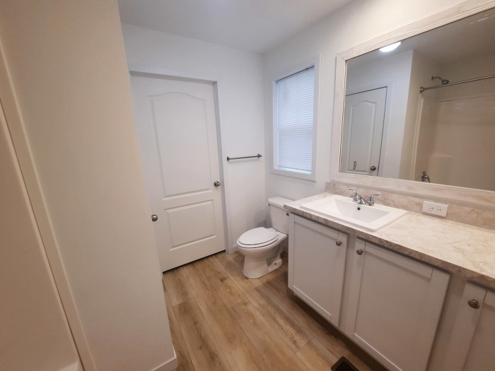 3 Beds, 2 Baths, 1512 Sqft. White Lake 5