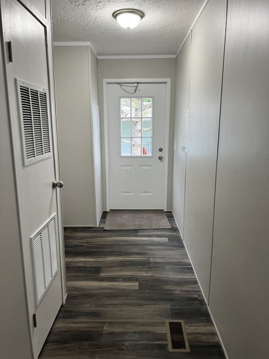 3 Beds, 2 Baths, 1248 Sqft. Frenchtown Villa/Elizabeth Woods 2