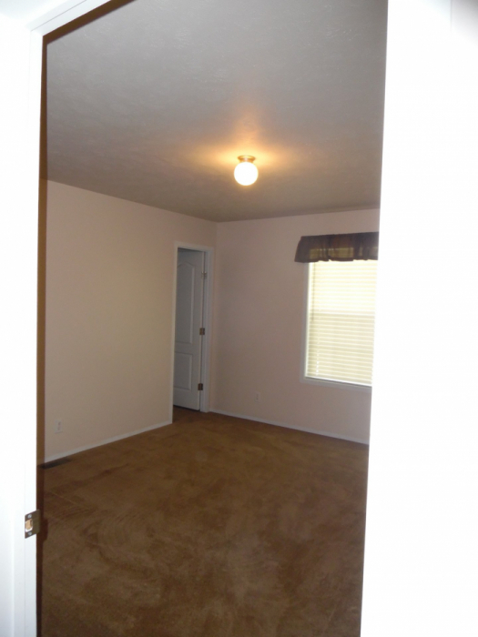 Huge 3 Bed/2 Bath Home - FREE RENT AND WAIVED APP FEES! 6