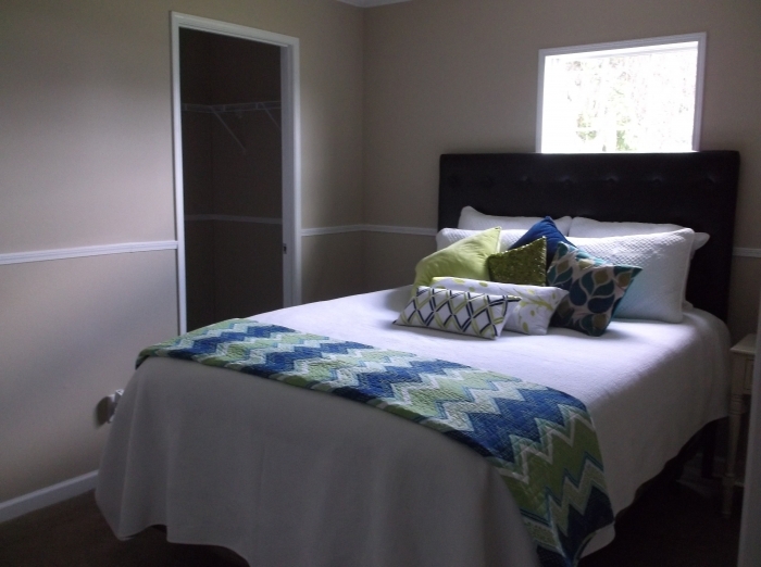 3 Beds, 2 Baths, 1456 Sqft. Harborview Mobile Manor 6