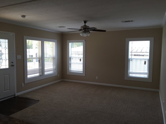 3 Beds, 2 Baths, 1456 Sqft. Harborview Mobile Manor 9