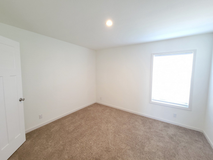 3 Beds, 2 Baths, 1456 Sqft. Smith Creek Crossing 14