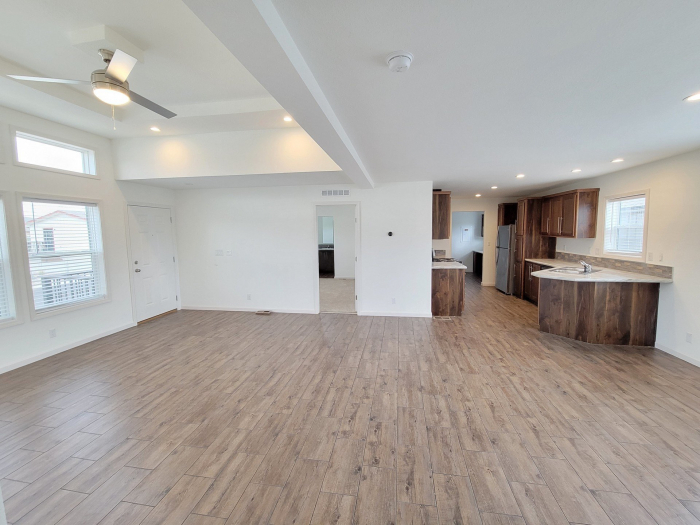 3 Beds, 2 Baths, 1352 Sqft. Smith Creek Crossing 16