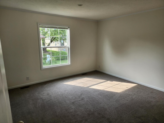4 Beds, 2 Baths, 1456 Sqft. Shelby Forest 3