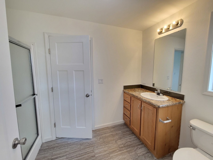 3 Beds, 2 Baths, 1352 Sqft. Smith Creek Crossing 8