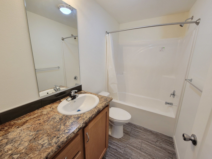 3 Beds, 2 Baths, 1352 Sqft. Smith Creek Crossing 12
