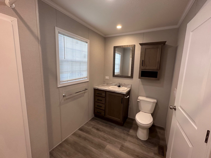 3 Beds, 2 Baths, 1216 Sqft. Woodhaven Place 5