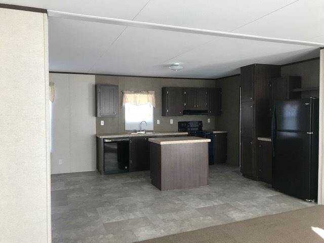 Brand new home on large cul-de-sac lot! 1