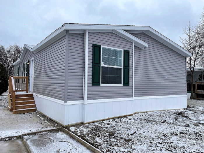 3 Beds, 2 Baths, 1248 Sqft. Rudgate Manor 11