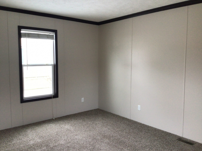 3 Beds, 2 Baths, 1056 Sqft. Brookside Manor 4
