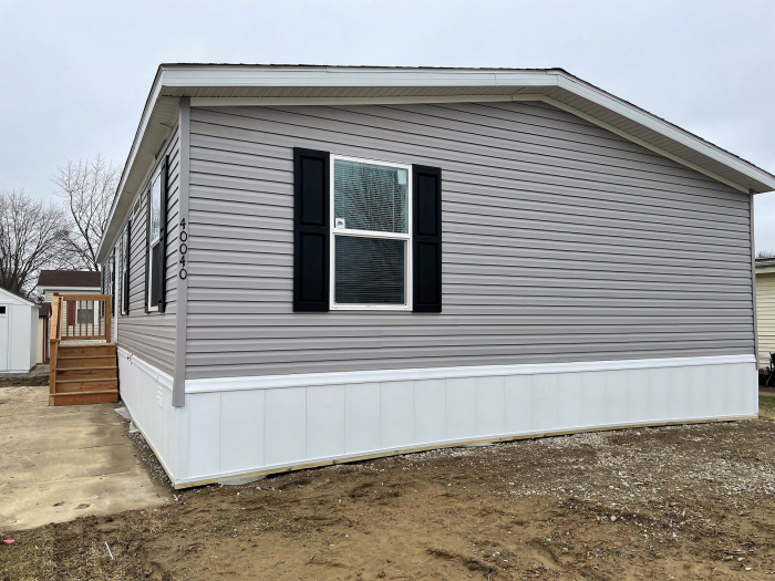 3 Beds, 2 Baths, 1568 Sqft. Rudgate Manor 12