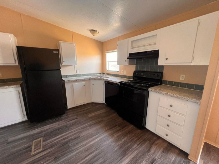 3 Beds, 2 Baths, 1664 Sqft. Woodlake Trails 6