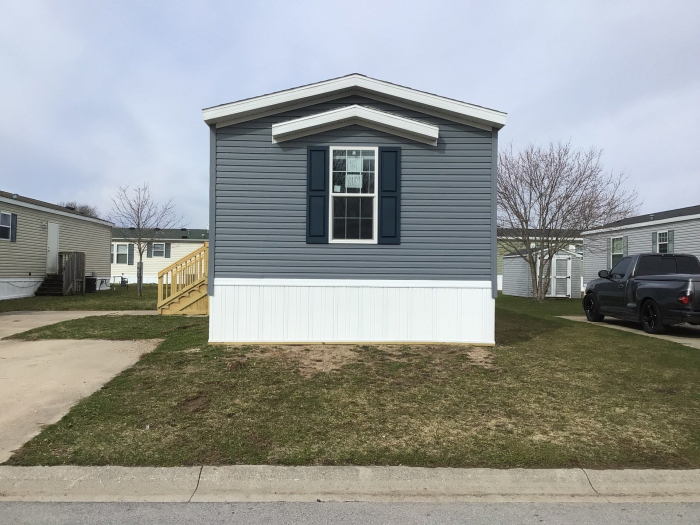 3 Beds, 2 Baths, 1056 Sqft. Brookside Manor 1
