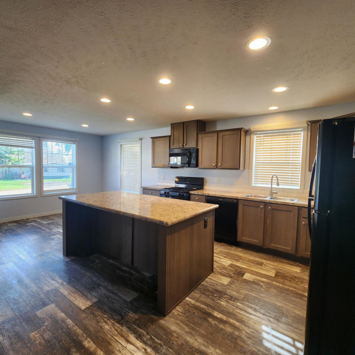 3 Beds, 2 Baths, 1456 Sqft. Southern Hills/Northridge Place 5