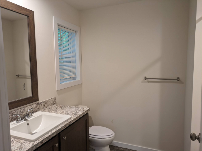 3 Beds, 2 Baths, 1456 Sqft. Broadview Estates 6