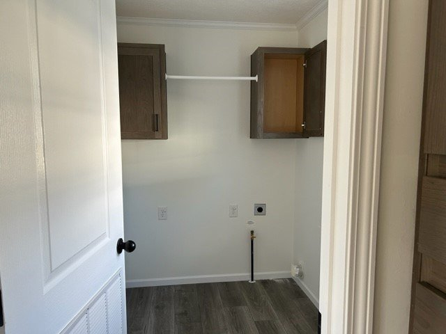 3 Beds, 2 Baths, 1352 Sqft. Presidential Estates 11
