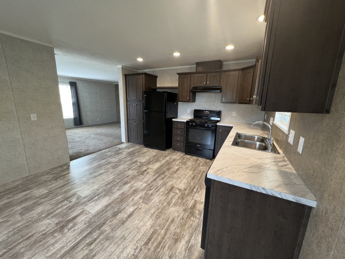 $499 Moves you in and free rent until May 1, 2019 3