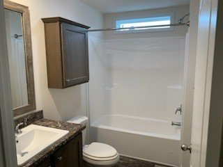 3 Beds, 2 Baths, 1404 Sqft. Hunters Glen 11