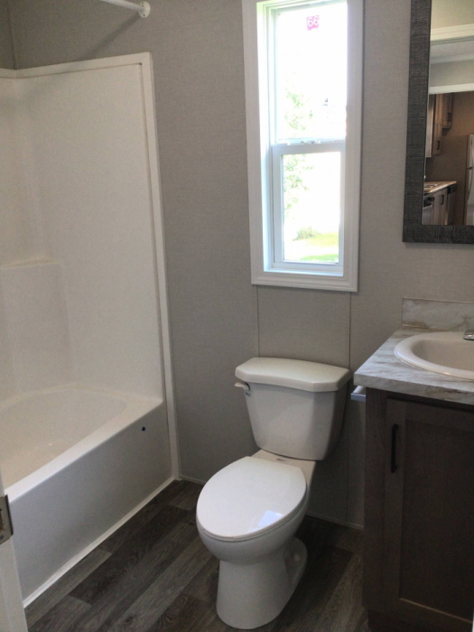 3 Beds, 2 Baths, 1140 Sqft. Westbrook Village 4