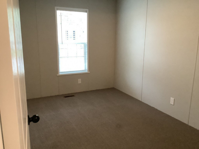 3 Beds, 2 Baths, 1456 Sqft. Woodside Terrace 5
