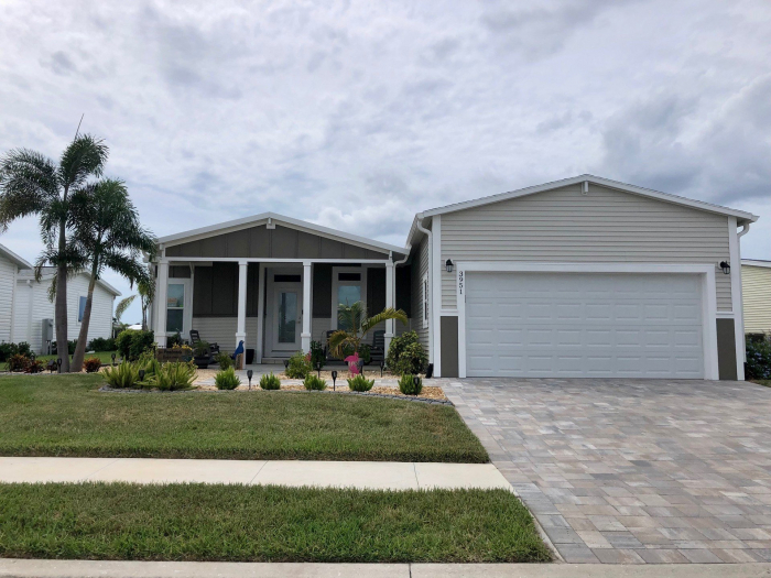 Price Reduced on this 2002 Double Wide Beauty! 1