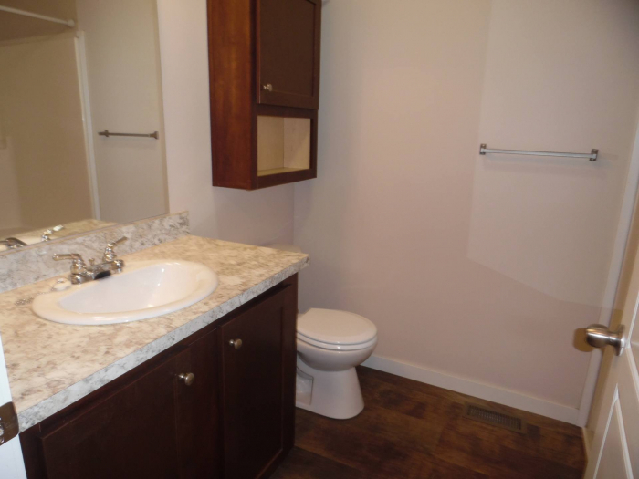 Beautiful 2017 2 Bedroom Home Waiting for You!! Pay No Rent Until 10/01/2017!! 4