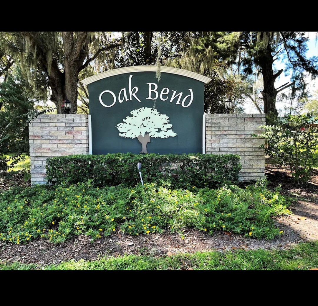 2 Beds, 2 Baths, 960 Sqft.  10