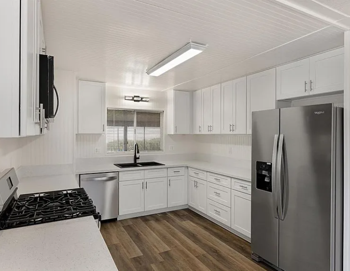 Upgraded Vista Oasis | 55+ Community, Fresh Exterior & Custom Sunroom 25