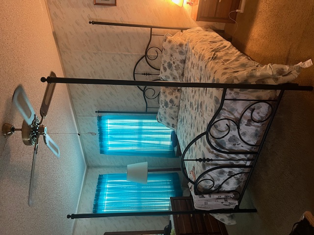 Charming 2 Bedroom / 2 Bath 6