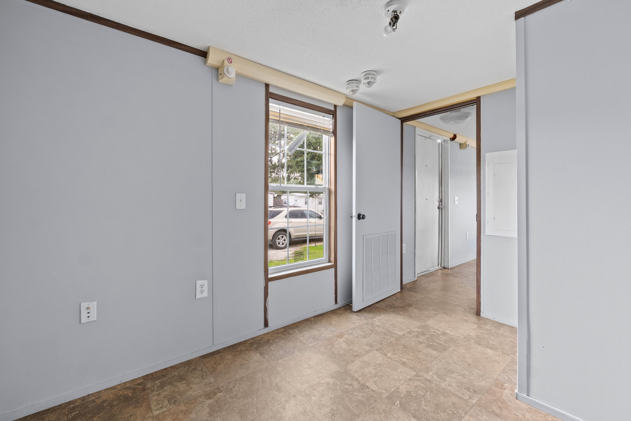 KISS YOUR LANDLORD GOODBYE!! NO BANK QUALIFYING! 3