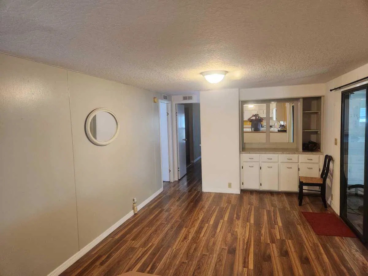 Spacious open floor plan! 2